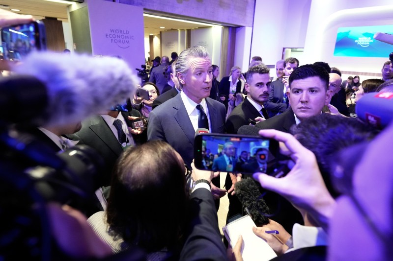 Acuzații de ingerință la Davos. Un important politician american spune că nu a fost lăsat să vorbească