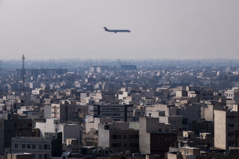 Iranul tocmai și-a închis spațiul aerian