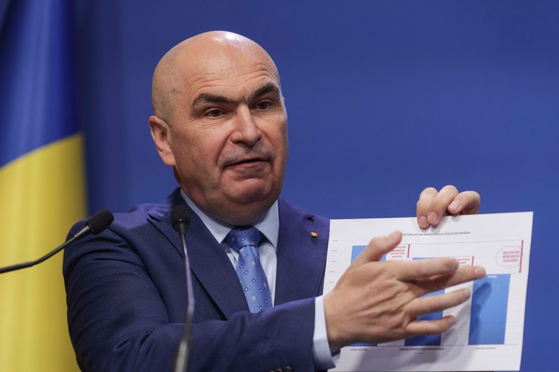 Jumătate dintre primarii din Iași, toți PSD, boicotează întâlnirea cu Bolojan, premierul „Taie-Tot”