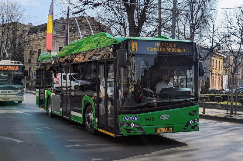 Troleibuz STB Solaris Trollino în București, Foto: HotNews.ro / Victor Cozmei
