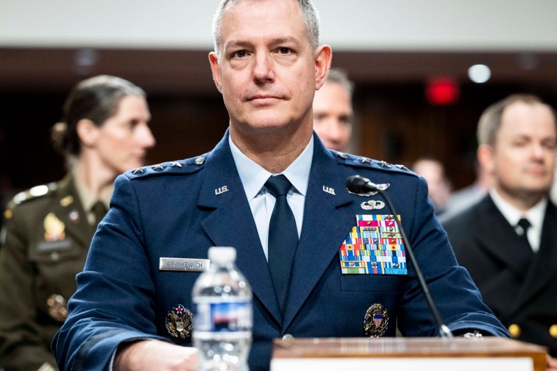 NATO este „departe de a fi într-o criză” după declarațiile lui Trump, spune principalul comandant militar al alianței