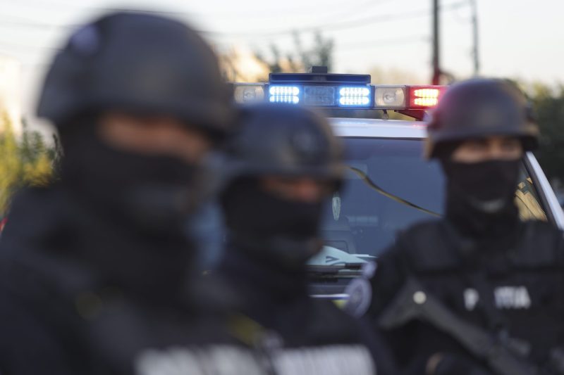 Percheziții la familiile adolescenților acuzați că l-au ucis pe Mario, în ziua înmormântării băiatului de 15 ani. Ce verifică anchetatorii