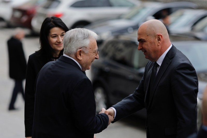 Ilie Bolojan și Mugur Isărescu, la o întâlnire de la Banca Națională a României, 24 martie 2025 | Inquam Photos /Mălina Norocea