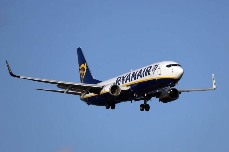 Ryanair, în război total pentru aeroporturile europene cel mai folosite de români: „Numai acest guvern e atât de ridicol”. Două orașe din România au fost deja tăiate de pe listă