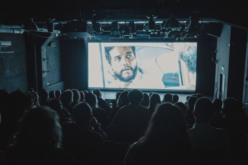 Se deschide un nou cinematograf în București. Care este programul