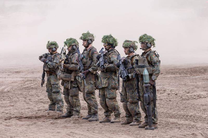 Soldați din Bundeswehr, armata federală germană, Foto: Hotnews