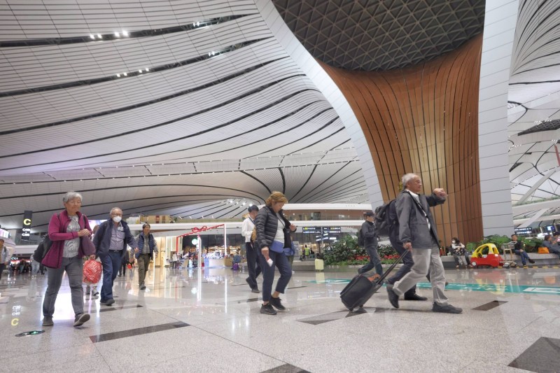 China confirmă scutirea de vize pentru vizitatorii britanici și canadieni începând cu 17 februarie