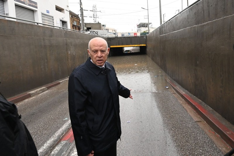 „Comandant suprem al canalizării”, insulta pentru care un parlamentar tunisian a ajuns la închisoare. Vizat a fost președintele țării