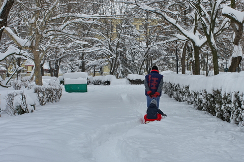 „Iarna încă nu s-a terminat”. Avertisment al climatologilor despre ce poate urma după episodul sever de zăpadă