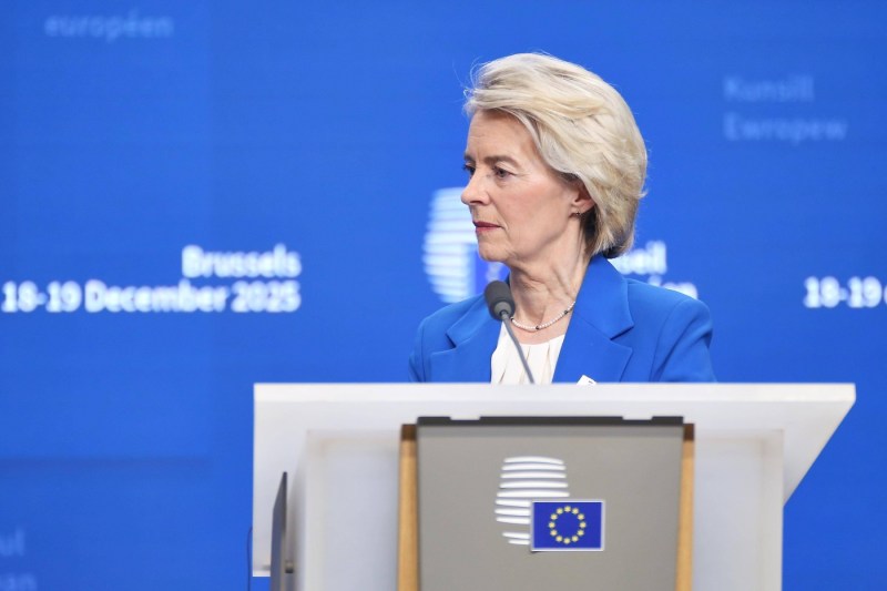 Un fost comisar european o atacă pe Ursula von der Leyen: Stilul său de conducere „nu face bine Europei”