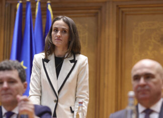 Șefa MAE: Toţi cetăţenii României aflaţi în Orientul Mijlociu sunt în siguranţă / Ședință la Guvern luni dimineaţă pentru planurile de repatriere