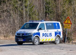 Două drone s-au prăbușit în Finlanda la zeci de kilometri de granița cu Rusia