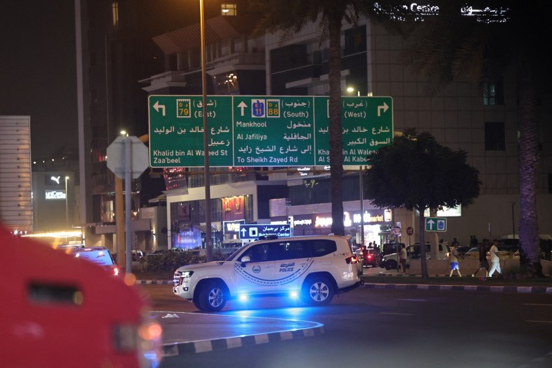 VIDEO Incendiu lângă consulatul american din Dubai după un atac cu dronă