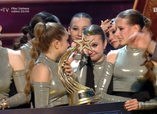 Povestea celor 12 fete din Târgu Mureș care au câștigat „Românii au talent”. Trupa Re-Born spune că a „renăscut” sub îndrumarea unei profesoare