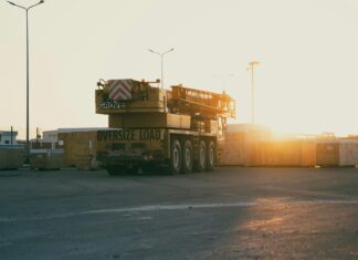 Top 6 aspecte de care să ții cont când planifici un transport agabaritic Top 6 aspecte de care să ții cont când planifici un transport agabaritic