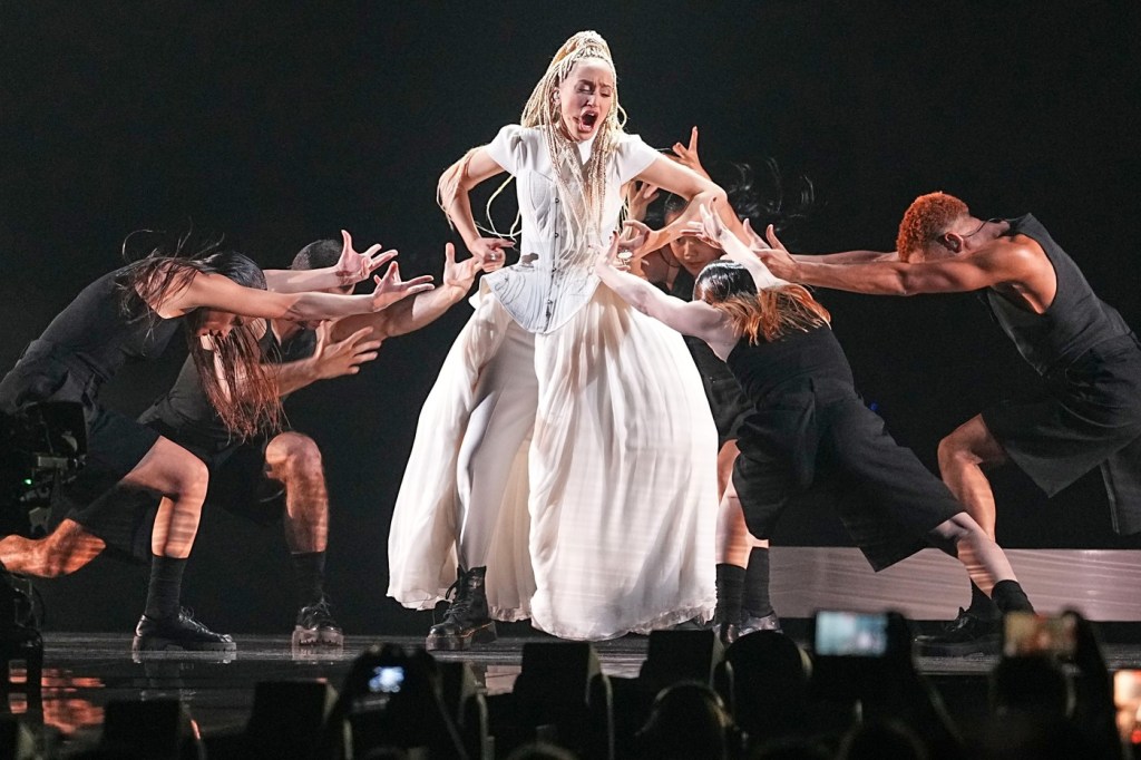 Reprezentanta Frantiei, Monroe, la Eurovision 2026. FOTO: Martin Meissner / AP / Profimedia