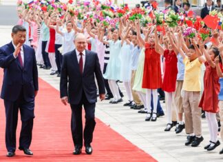 Putin, primit cu covor roșu la Beijing. Xi descrie relația cu Rusia ca o forță a „calmului în mijlocul haosului” și atacă voalat SUA