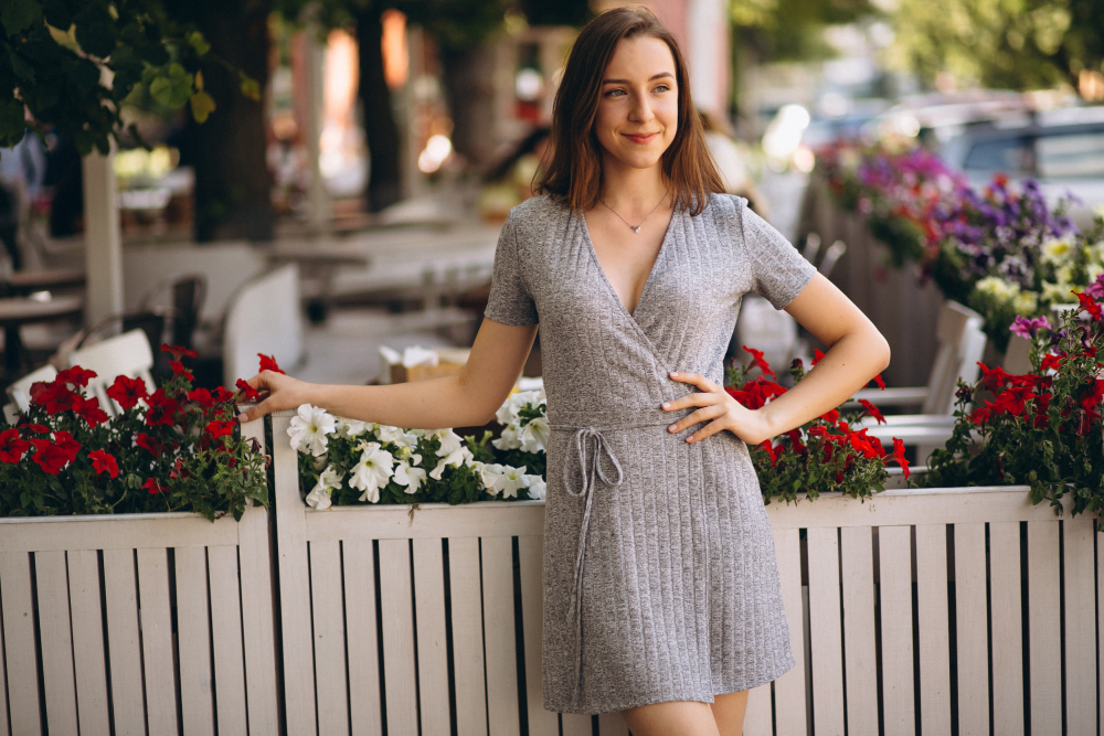 Rochie midi sau rochie maxi pentru evenimente: cum alegi fără să dai greș