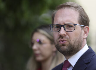 Dominic Fritz a fost reconfirmat în unanimitate la șefia USR. Răspuns la cererea PSD de suspendare a primarului Timișoarei