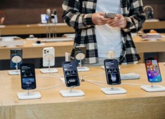 Apple se pregătește să scumpească mai multe produse: Situația este „nesustenabilă” / Sunt vizate și unele iPhone