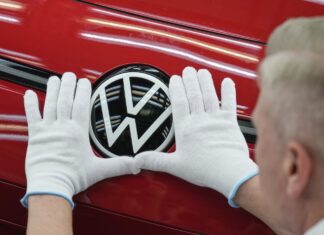 Cutremur la Volkswagen: Cel mai mare constructor european elimină 19.000 de posturi într-un timp record