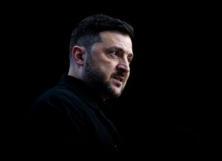Limba rusă nu mai beneficiază de statut protejat în Ucraina. Ce prevede legea promulgată de Zelenski