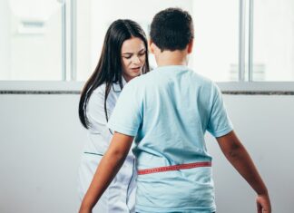 Ficat gras și prediabet la numai 12 ani. Cum ajung bolile adulților să afecteze tot mai mulți copii