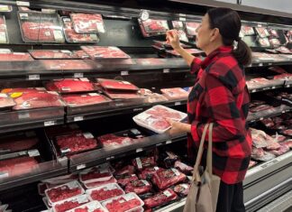 „Vești grozave” pentru americani: Carnea de vită și alte produse se vor ieftini la un retailer „cu adevărat patriotic”, susține Trump