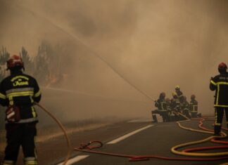 Ce sunt „norii de foc”, fenomenul de coșmar care a apărut în Franța și Spania odată cu incendiile masive