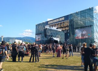 Cum a fost la cel mai mare festival de rock din România. Spectacolul, între laudele turiștilor străini veniți și din Chile și nemulțumirile localnicilor