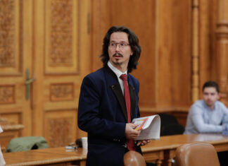 Cristi Danileț, despre „eminențele cenușii” după decizia CCR în cazul lui Fritz: Cine va fi desemnat „să facă un contorsionism să ne convingă că albul e negru”