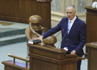 USR va contesta Legea ANI la CCR: „PSD și AUR s-au inspirat din stalinism”