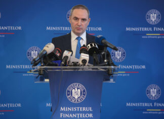 În prima lui reacție după decizia Fitch în privința ratingului României, ministrul de Finanțe invocă „un efort instituțional excepțional”