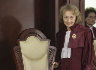 Președinții curților de apel cer explicații președintei CCR privind întâlnirea pe care ar fi avut-o cu Bolojan. „Lipsa de transparență este profund inadecvată”
