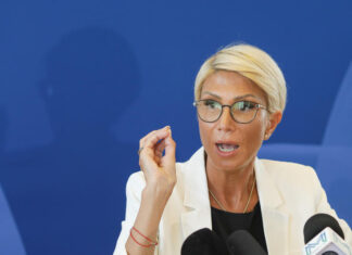 Raluca Turcan anunță că proiectul de amânare a admiterii suplimentare la liceu intră în dezbatere în Parlament