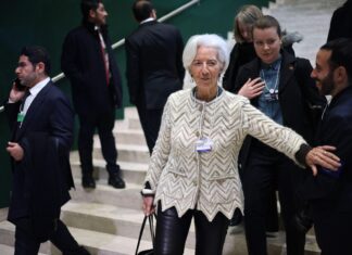 Bancherii centrali europeni se tem de noi turbulenţe în relaţia cu SUA