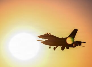 Avioane de vânătoare F-16 au interceptat aeronave în apropiere de clubul de golf al lui Donald Trump din Bedminster