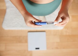 Experiența unei românce din IT care folosește Mounjaro. „Am trecut prin toate: dieta Dukan și celelalte. Acum fac terapie și iau tratament și mă simt bine” / Un medic vorbește despre campaniile online „contra acestor medicamente”
