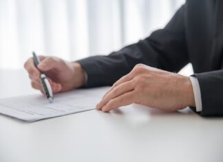 Fractional CFO câștigă teren în România: răspunsul la nevoile financiare ale companiilor aflate în creștere